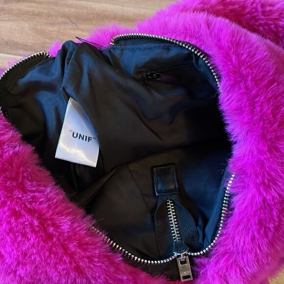 UNIF Luv Bag Hot Pink - Picture 5 of 8